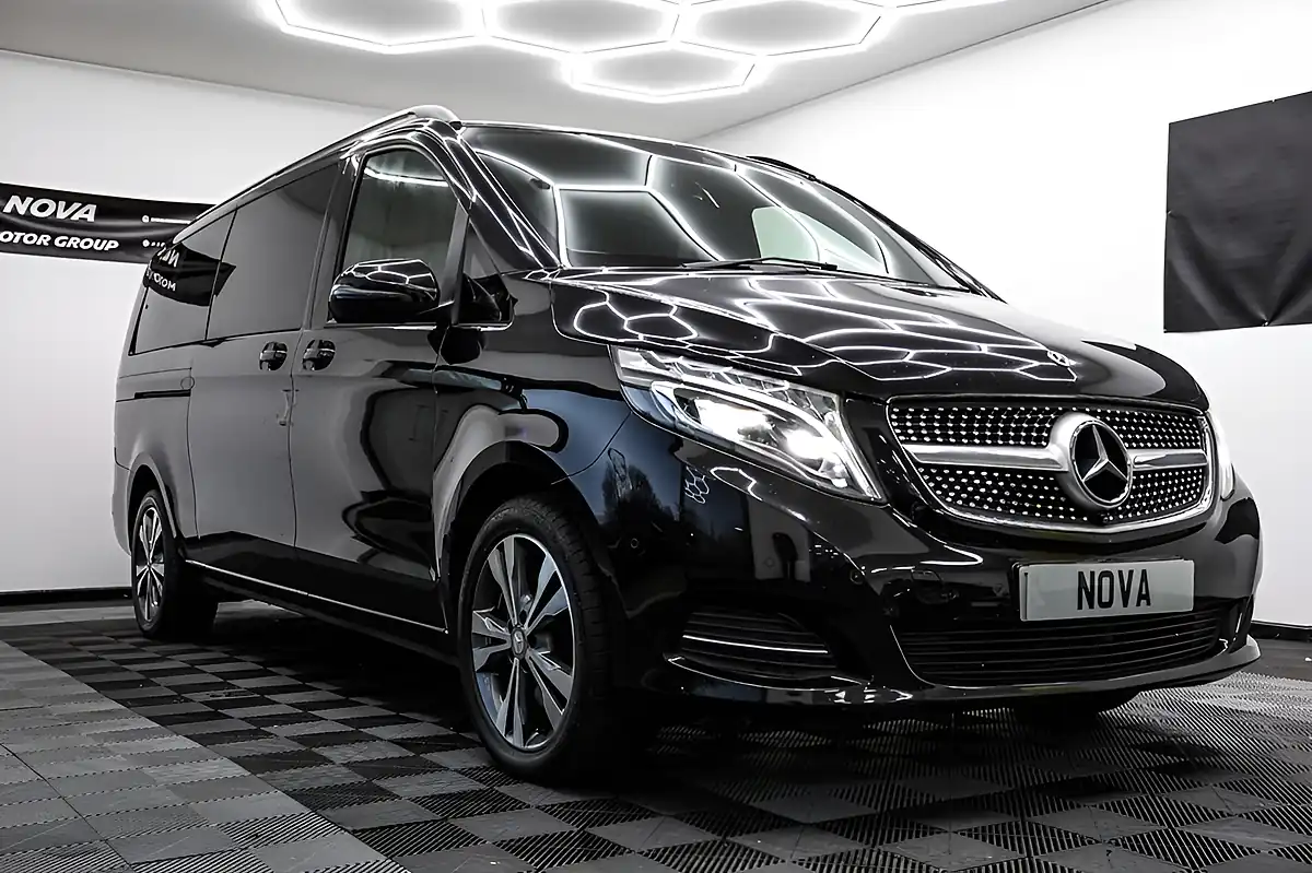 Used 2017 Mercedes-Benz V-Class Sport Black - Interior and Exterior details 3
