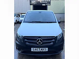 Used 2017 Mercedes-Benz Vito L2 White - Interior and Exterior details 12