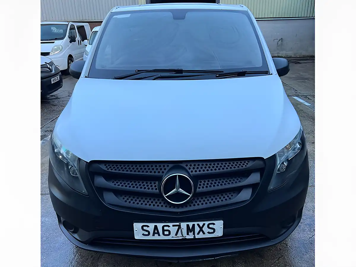 Used 2017 Mercedes-Benz Vito L2 White - Interior and Exterior details 2