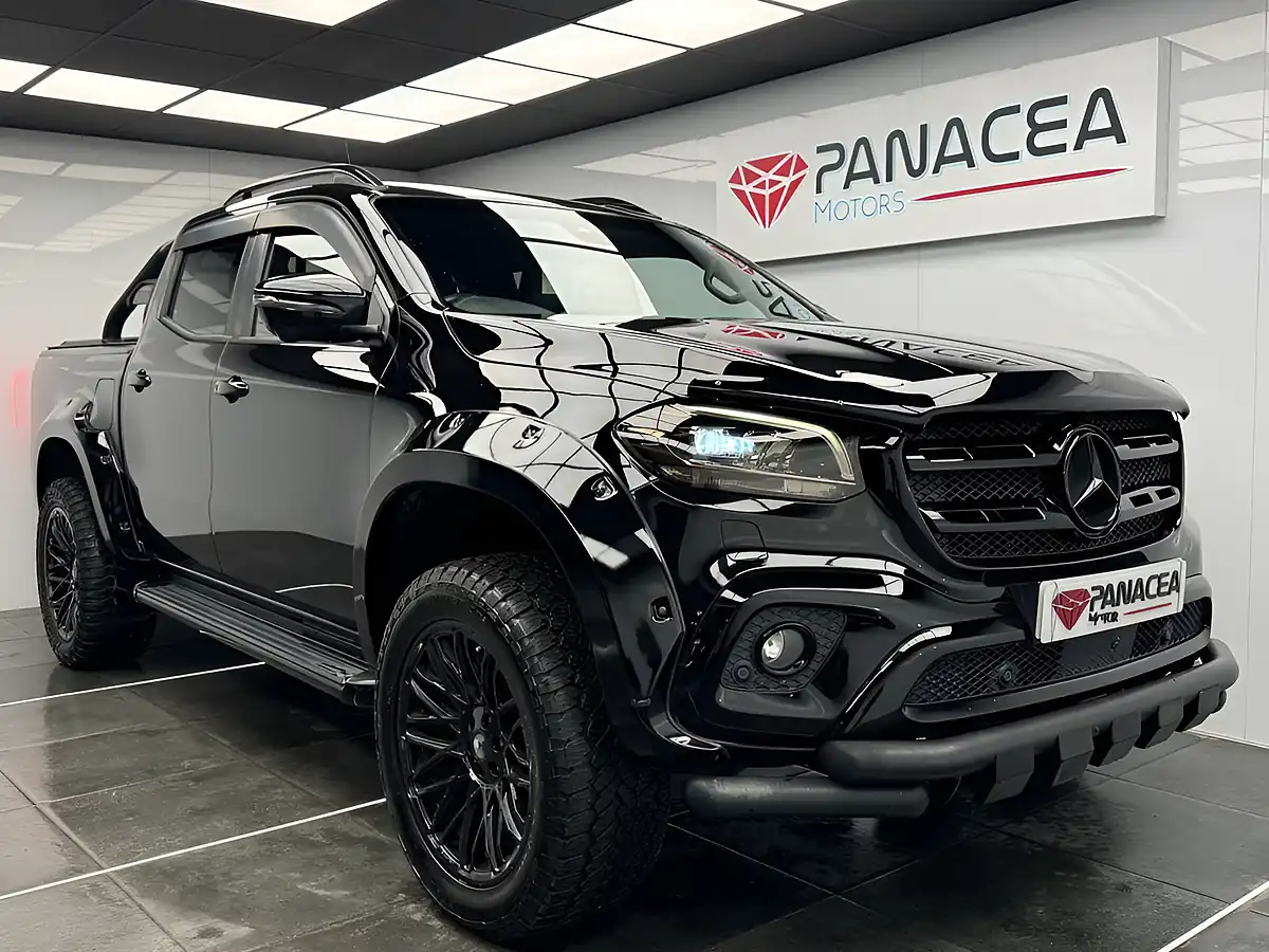 Used 2017 Mercedes-Benz X-Class Power Black - Front View