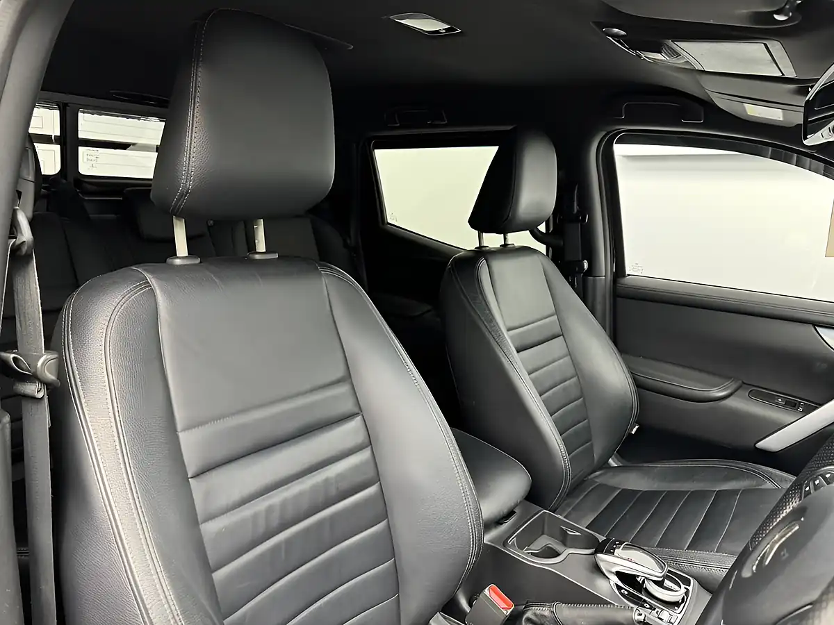 Used 2017 Mercedes-Benz X-Class Power Black - Interior and Exterior details 14