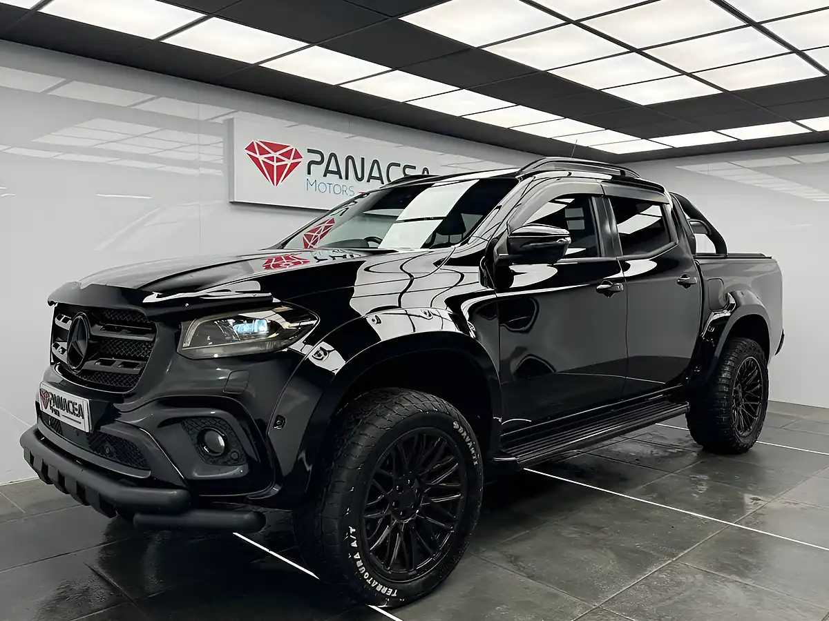 Used 2017 Mercedes-Benz X-Class Power Black - Interior and Exterior details 3