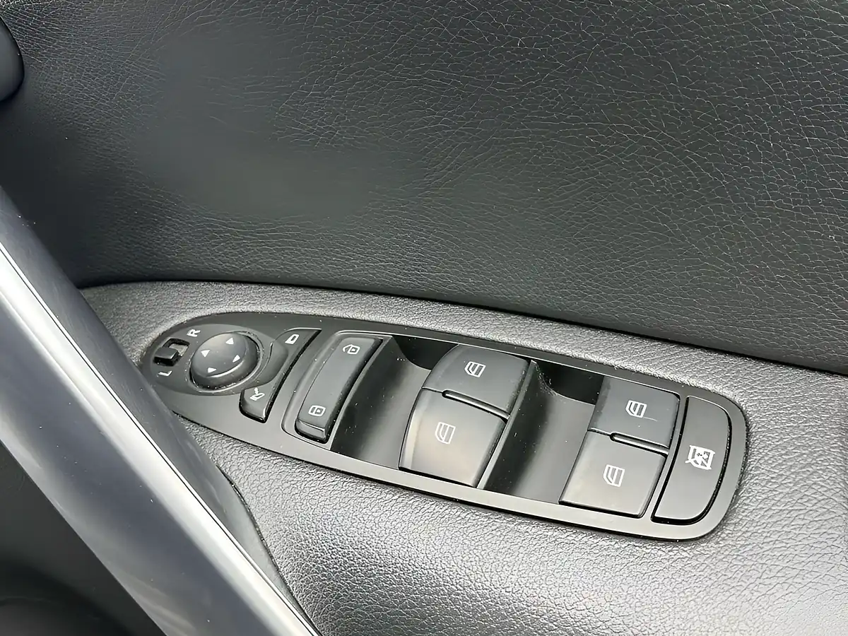 Used 2017 Mercedes-Benz X Class Power Black - Interior and Exterior details 20