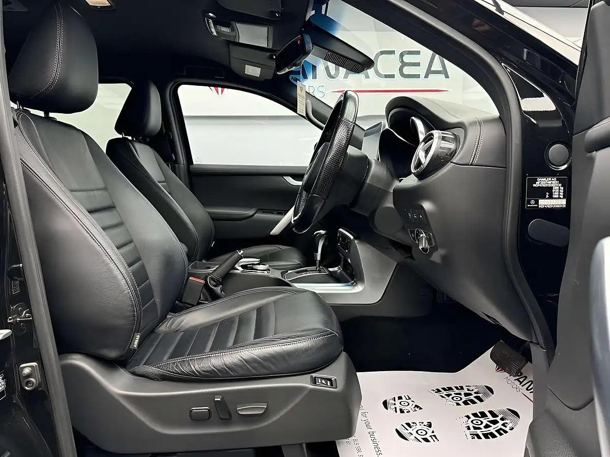 Used 2017 Mercedes-Benz X Class Power Black - Interior and Exterior details 5