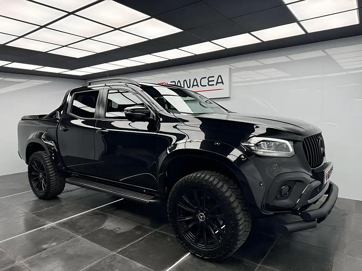 Used 2017 Mercedes-Benz X Class Power Black - Interior and Exterior details 8