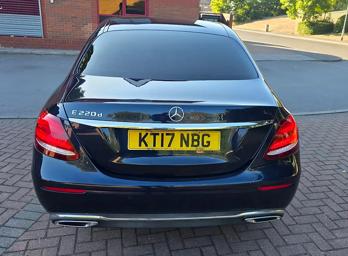 Used 2017 Mercedes E Class Se Blue - Interior and Exterior details 10