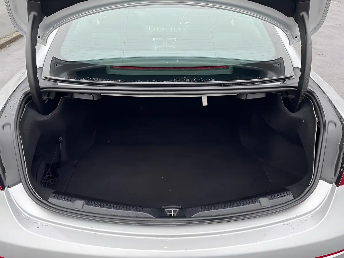 Used 2017 Mercedes E220 AMG Line Silver - Interior and Exterior details 20