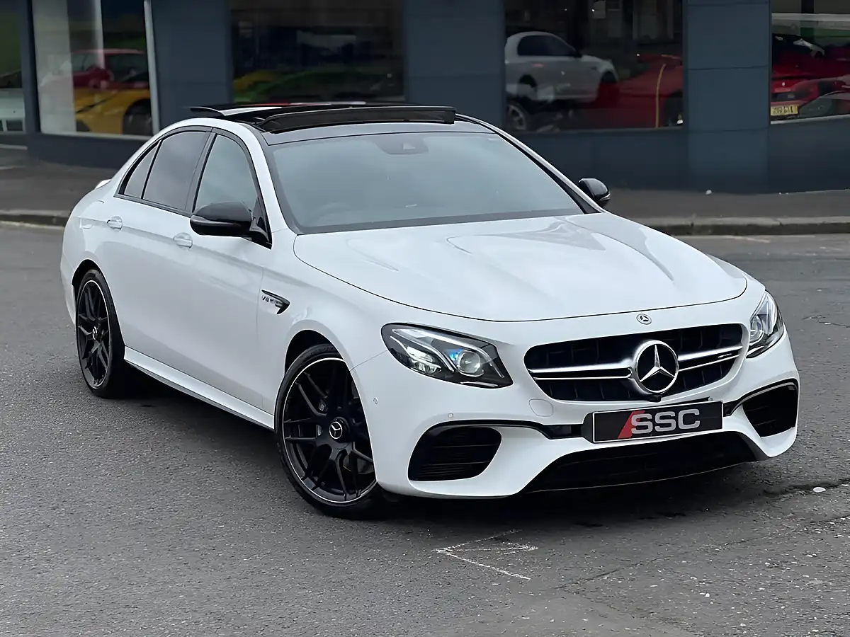 Used 2017 Mercedes E63 Premium White - Interior and Exterior details 4