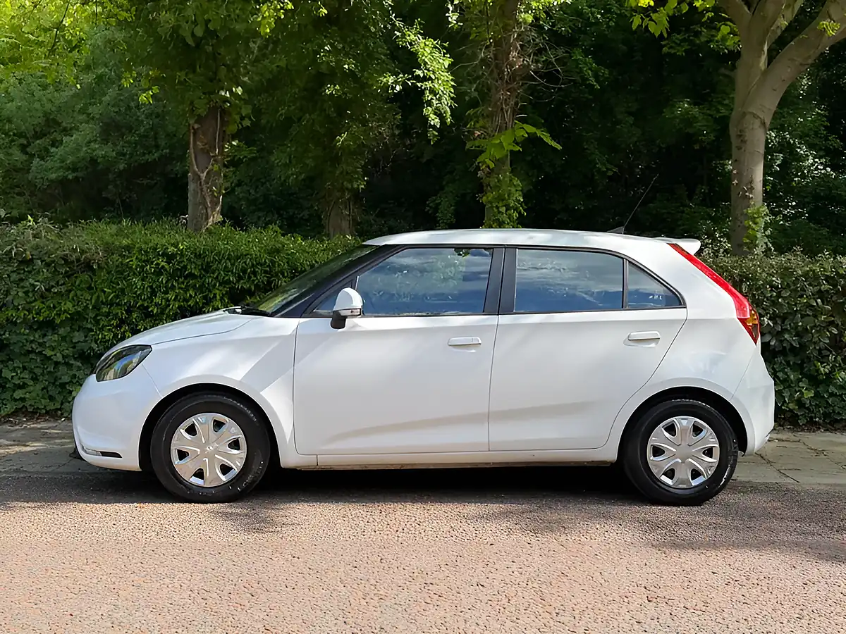 Used 2017 MG MG3 3Form White - Interior and Exterior details 11
