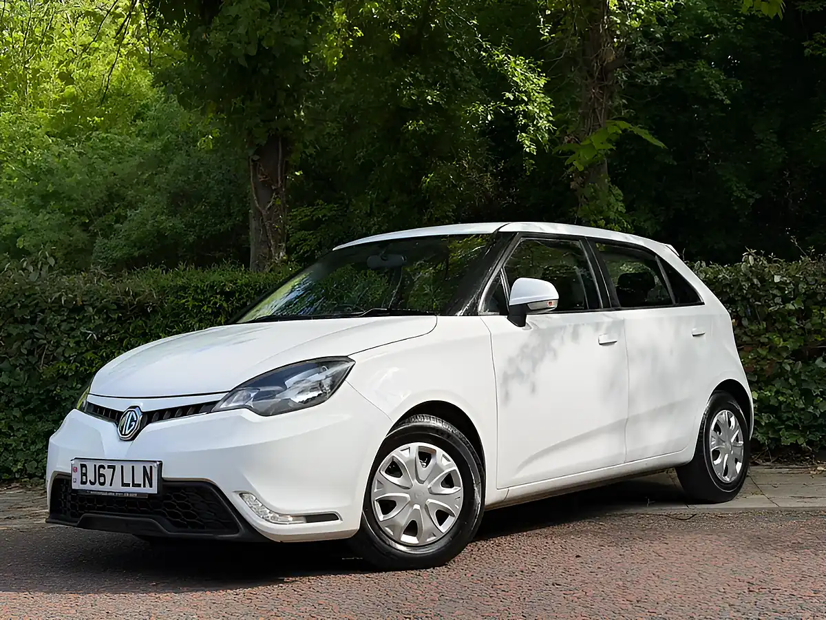 Used 2017 MG MG3 3Form White - Interior and Exterior details 9
