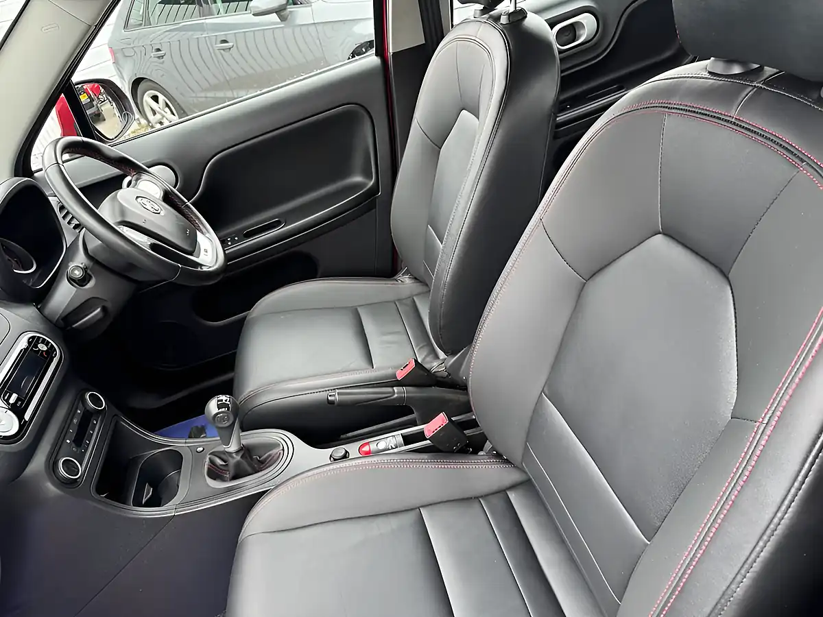 Used 2017 MG MG3 3Style Red - Interior and Exterior details 18