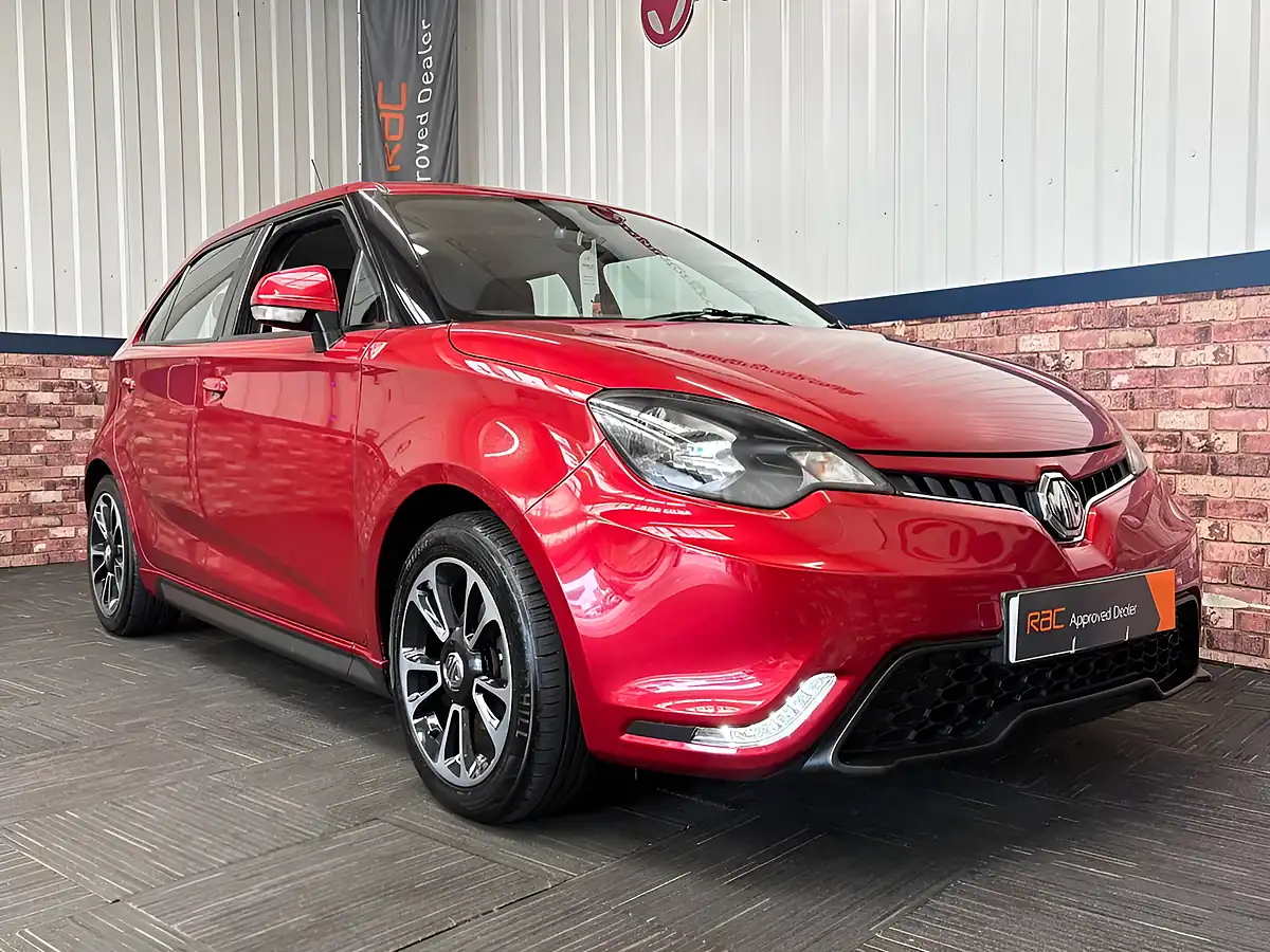 Used 2017 MG MG3 3Style+ Ruby Red - Interior and Exterior details 10