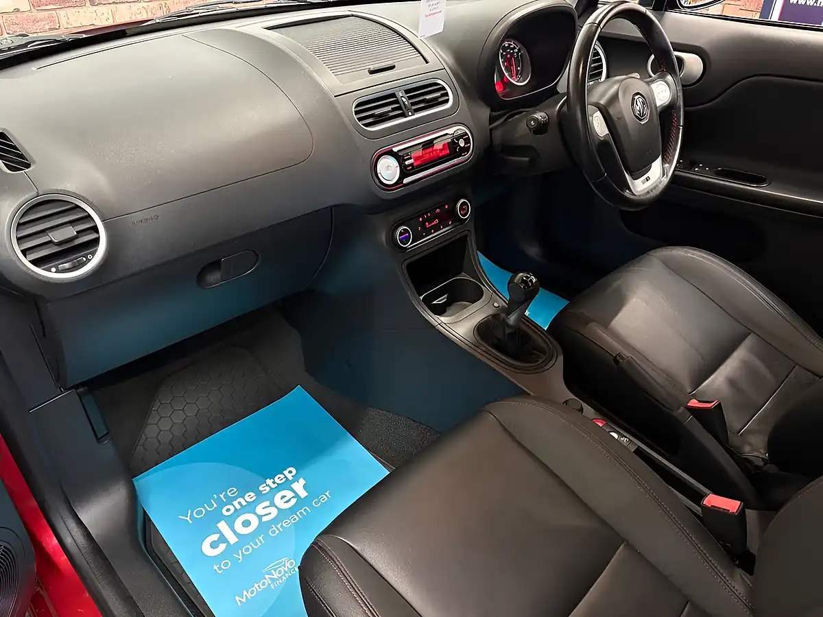 Used 2017 MG MG3 3Style+ Ruby Red - Interior and Exterior details 8