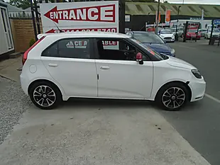 Used 2017 MG MG3 3Style White - Interior and Exterior details 8