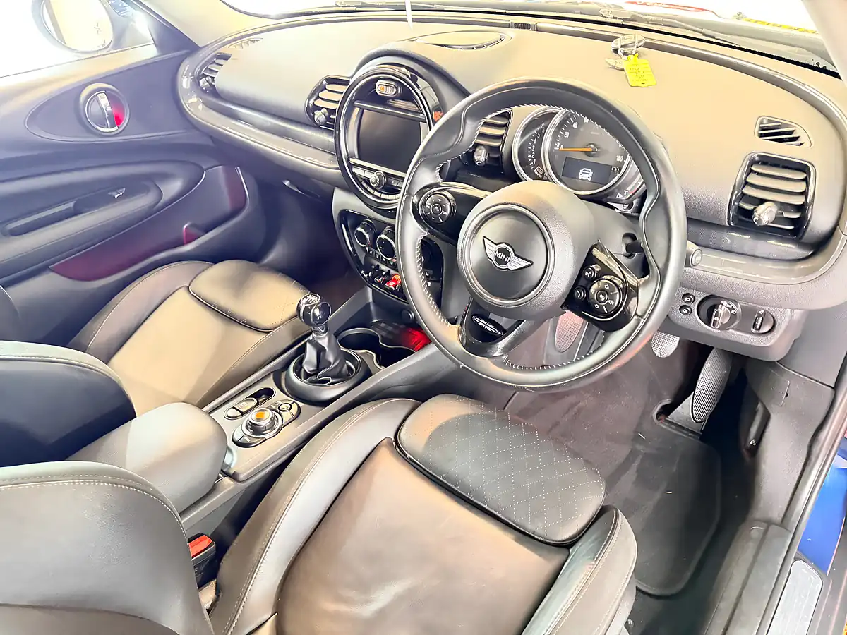 Used 2017 MINI Clubman Cooper Blue - Interior and Exterior details 12