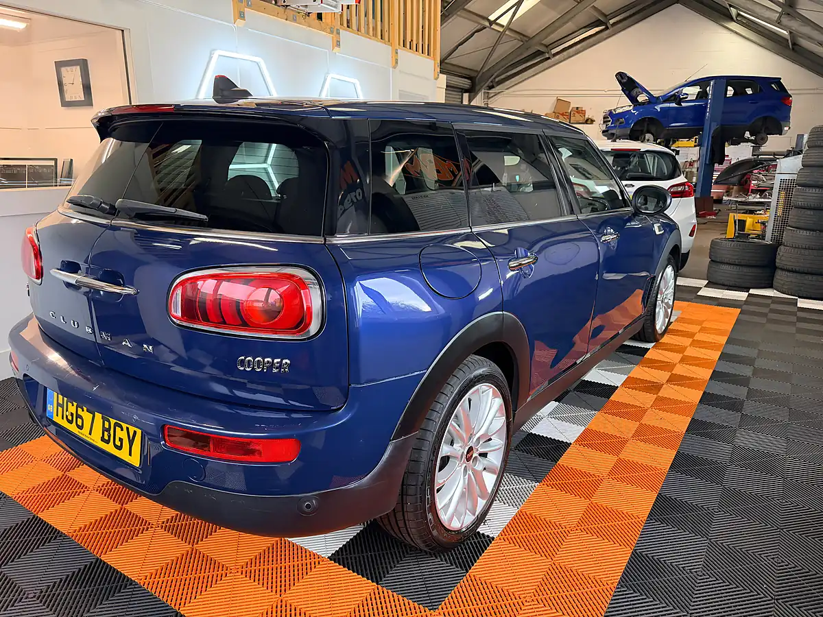 Used 2017 MINI Clubman Cooper Blue - Interior and Exterior details 5