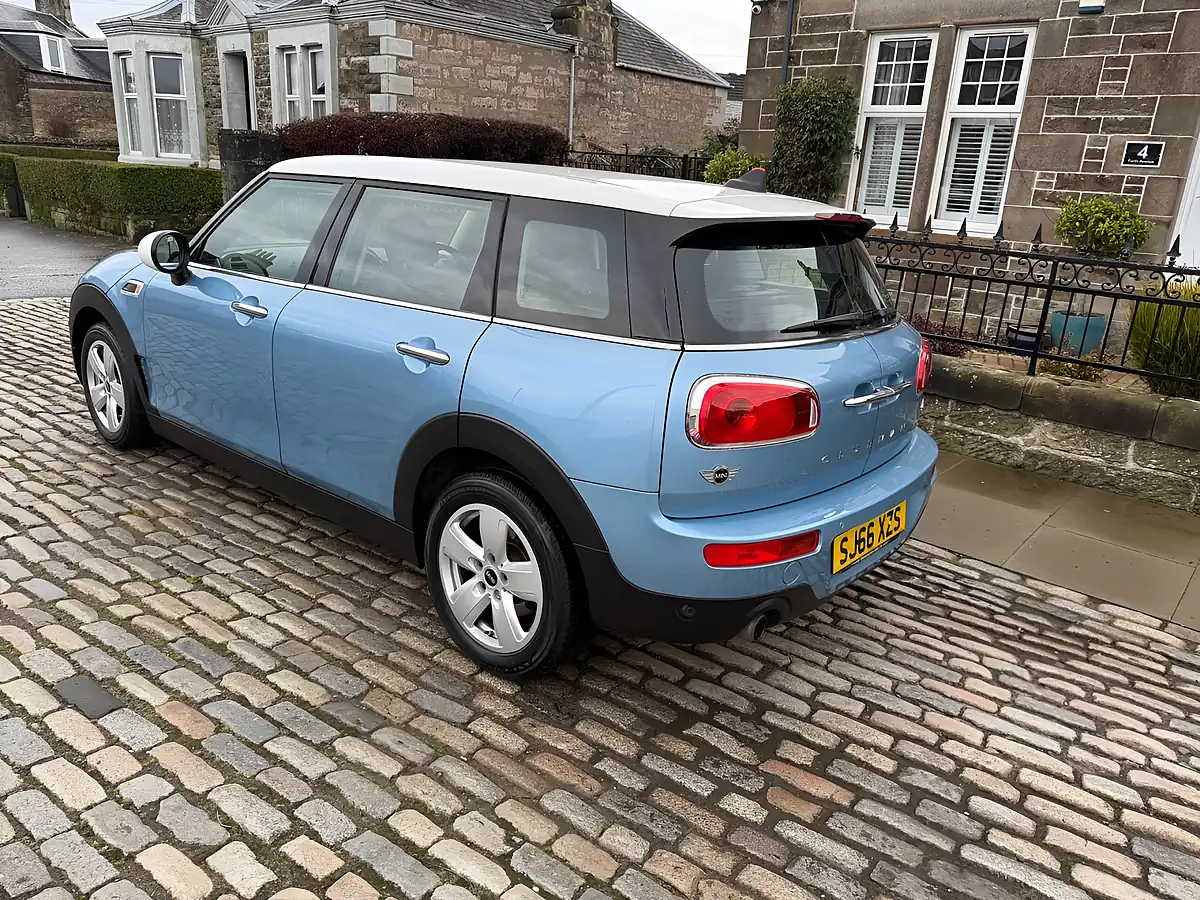 Used 2017 MINI Clubman Cooper Digital Blue - Interior and Exterior details 13