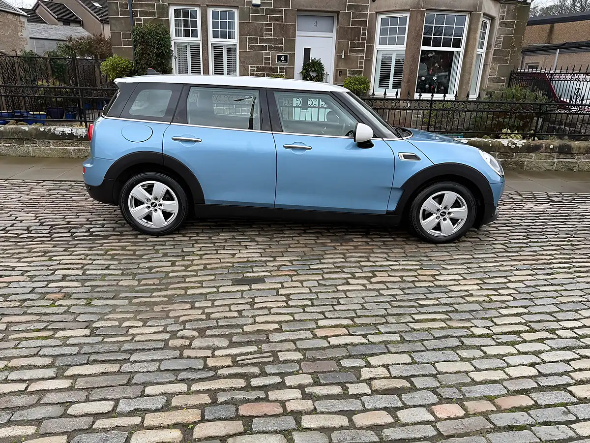 Used 2017 MINI Clubman Cooper Digital Blue - Interior and Exterior details 14