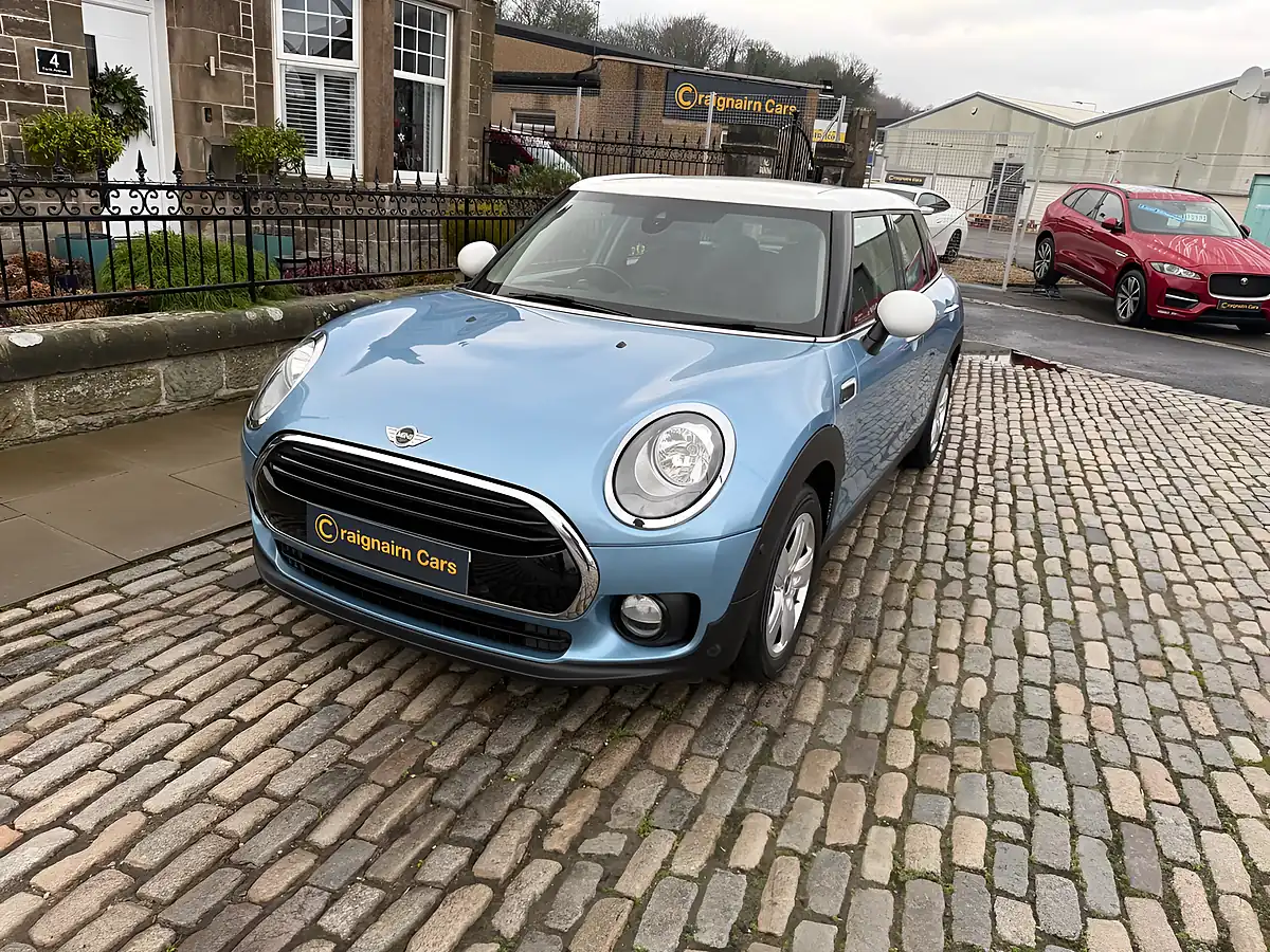 Used 2017 MINI Clubman Cooper Digital Blue - Interior and Exterior details 3