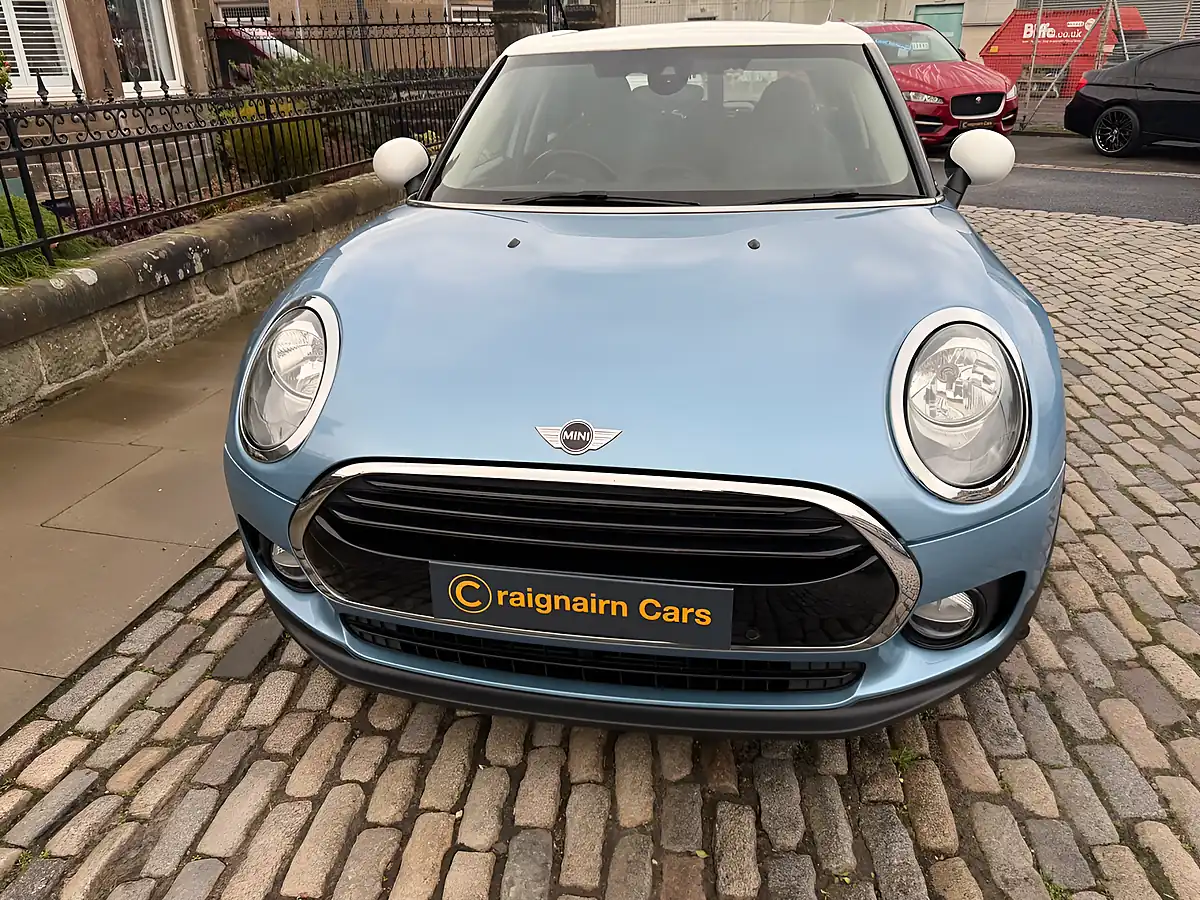 Used 2017 MINI Clubman Cooper Digital Blue - Interior and Exterior details 6