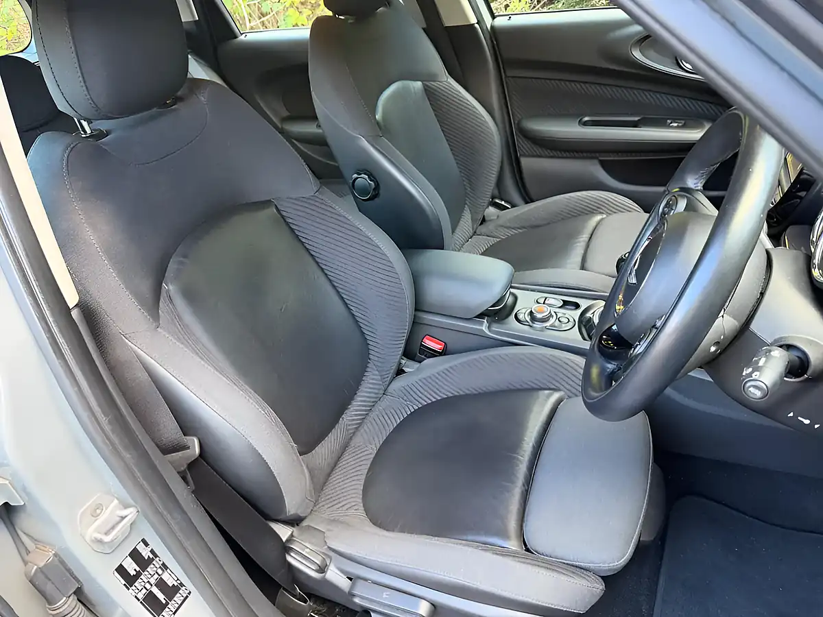 Used 2017 MINI Clubman Cooper Moonwalk Grey - Interior and Exterior details 11