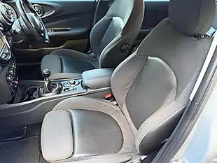 Used 2017 MINI Clubman Cooper Moonwalk Grey - Interior and Exterior details 13