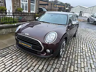 Used 2017 MINI Clubman Cooper Pure Burgundy - Interior and Exterior details 3
