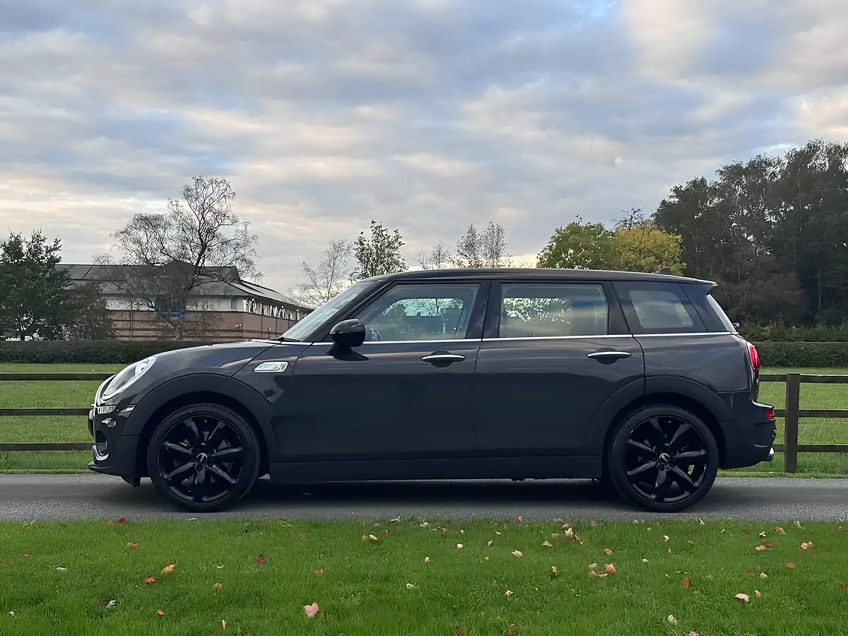 Used 2017 MINI Clubman Cooper S Estate Grey - Interior and Exterior details 6