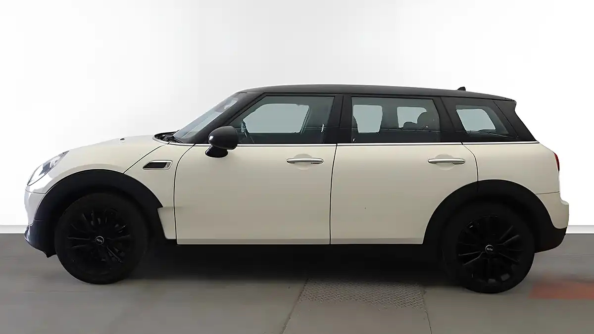 Used 2017 MINI Clubman Cooper White - Interior and Exterior details 6