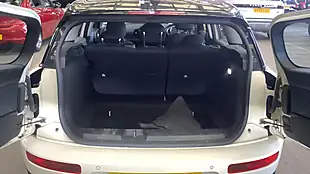 Used 2017 MINI Clubman Cooper White - Interior and Exterior details 9