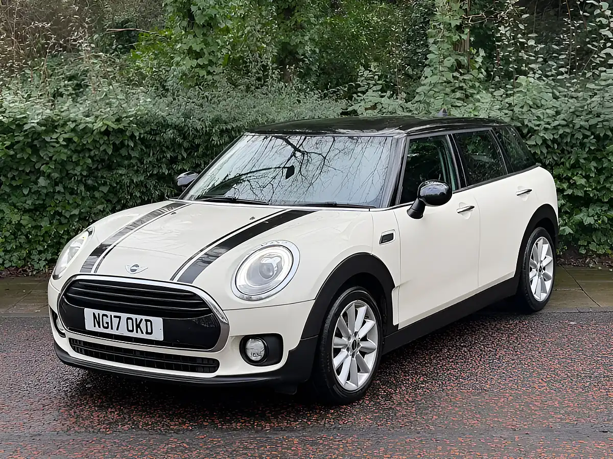 Used 2017 MINI Clubman Cooper White - Interior and Exterior details 10