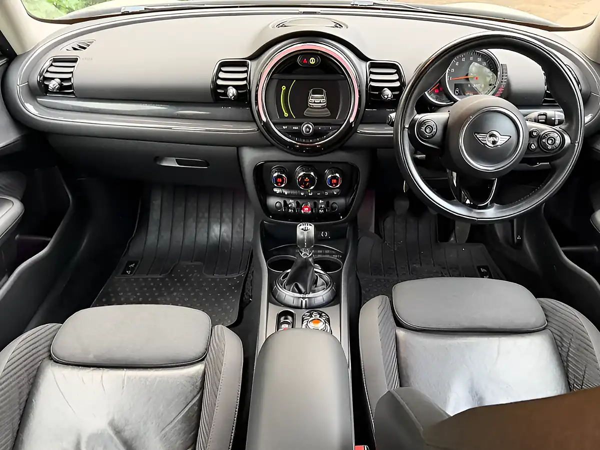 Used 2017 MINI Clubman Cooper White - Interior and Exterior details 13