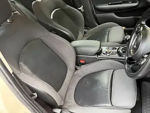 Used 2017 MINI Clubman Cooper White - Interior and Exterior details 15