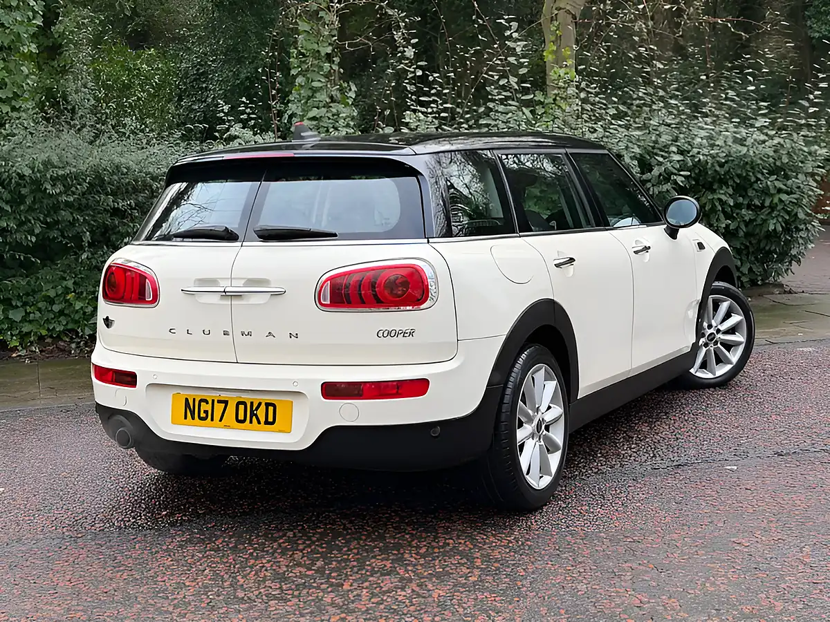 Used 2017 MINI Clubman Cooper White - Interior and Exterior details 7