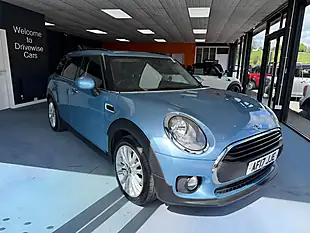 Used 2017 MINI Clubman One Blue - Interior and Exterior details 3