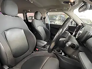 Used 2017 MINI Clubman One Blue - Interior and Exterior details 14