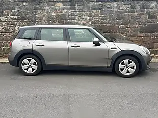 Used 2017 MINI Clubman One Silver - Interior and Exterior details 4