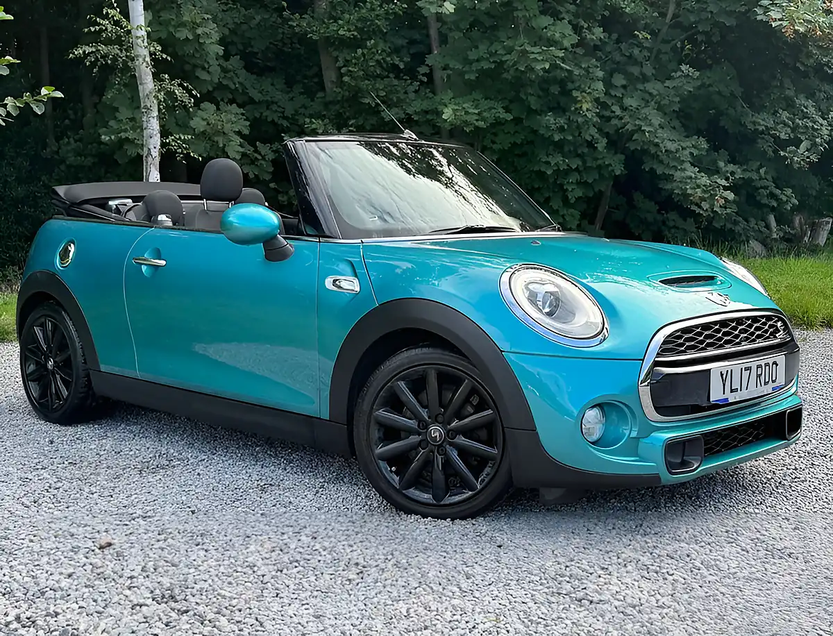 Used 2017 MINI Convertible Cooper S Caribbean Aqua - Interior and Exterior details 10