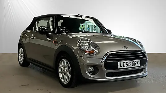 2017 MINI Convertible Cooper 1.5 136 PS