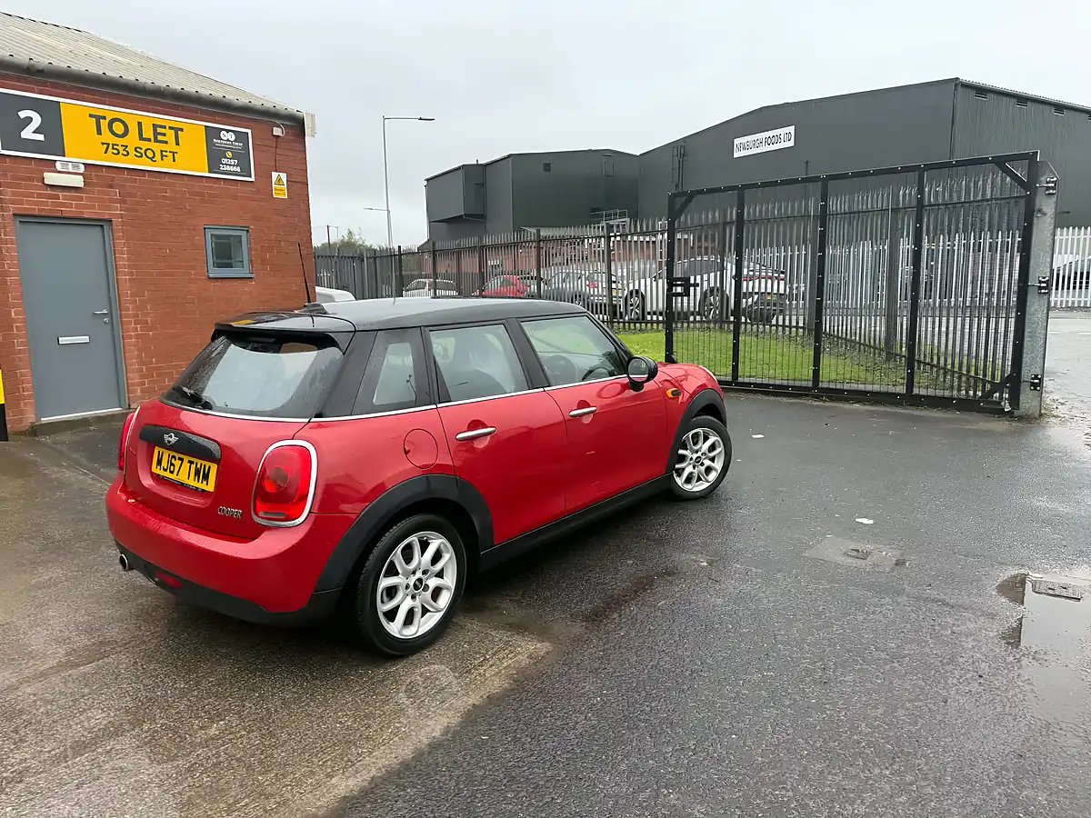 Used 2017 MINI Cooper Red - Interior and Exterior details 11