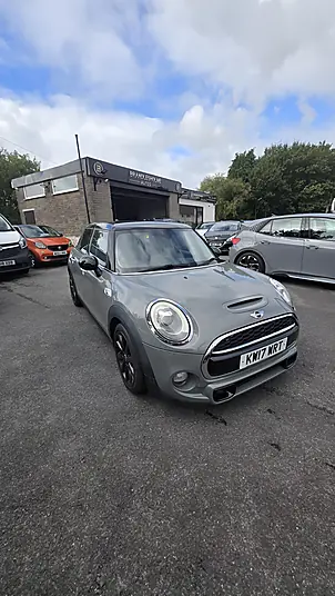 2017 MINI Cooper S
