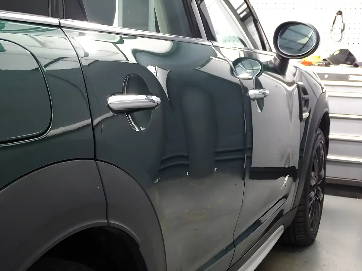 Used 2017 MINI Countryman Cooper ALL4 Green - Interior and Exterior details 12