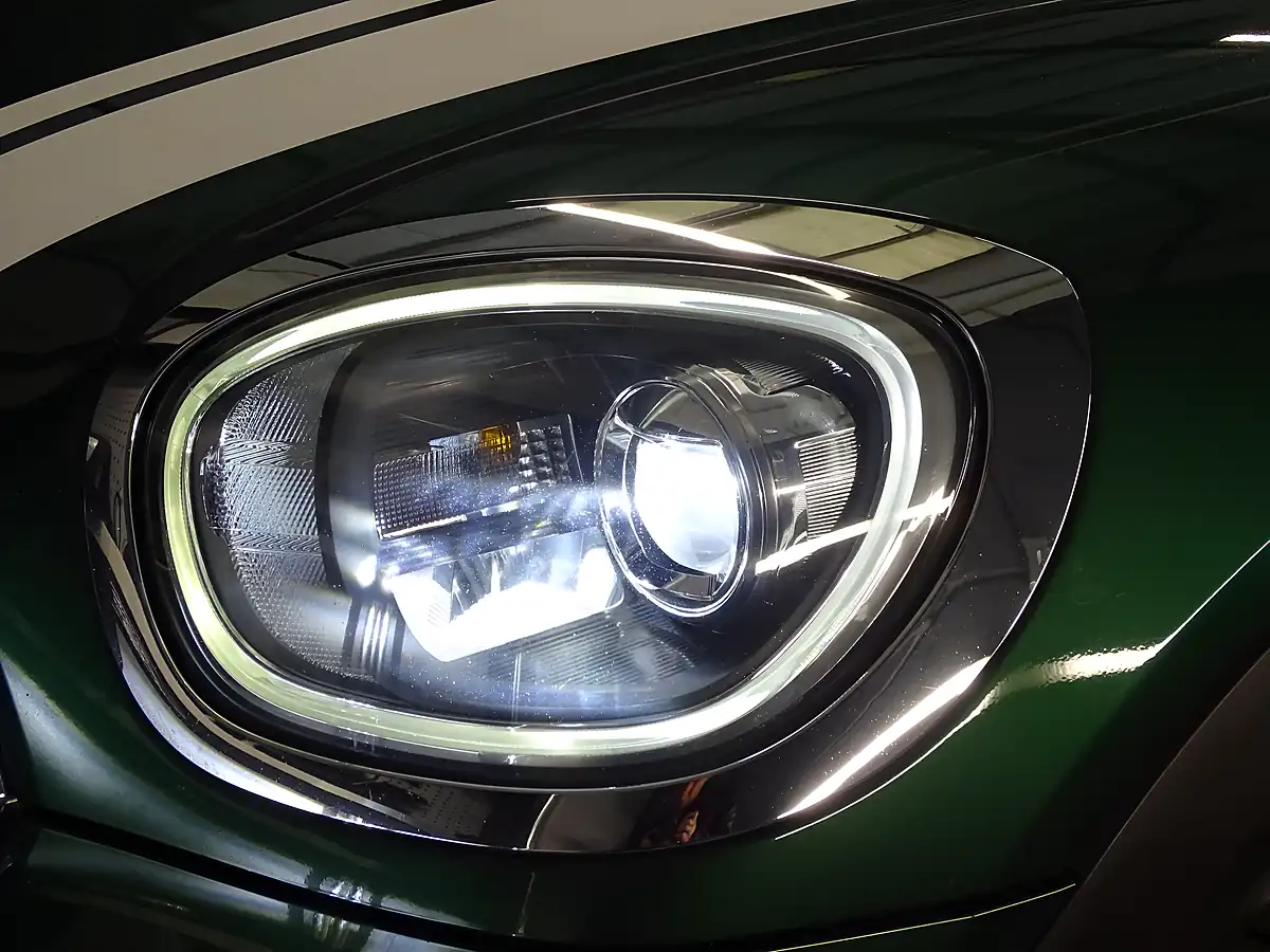 Used 2017 MINI Countryman Cooper ALL4 Green - Interior and Exterior details 13