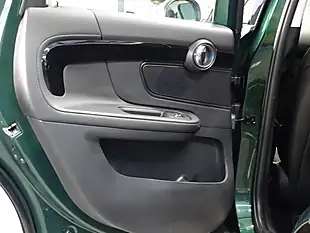Used 2017 MINI Countryman Cooper ALL4 Green - Interior and Exterior details 16