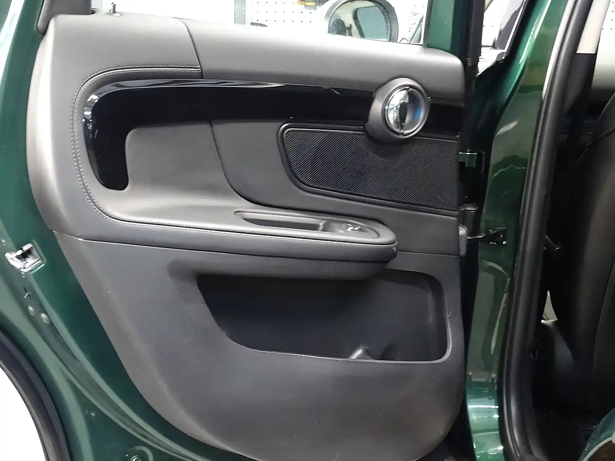Used 2017 MINI Countryman Cooper ALL4 Green - Interior and Exterior details 16