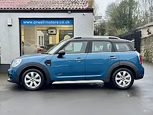 Used 2017 MINI Countryman Cooper Blue - Interior and Exterior details 12