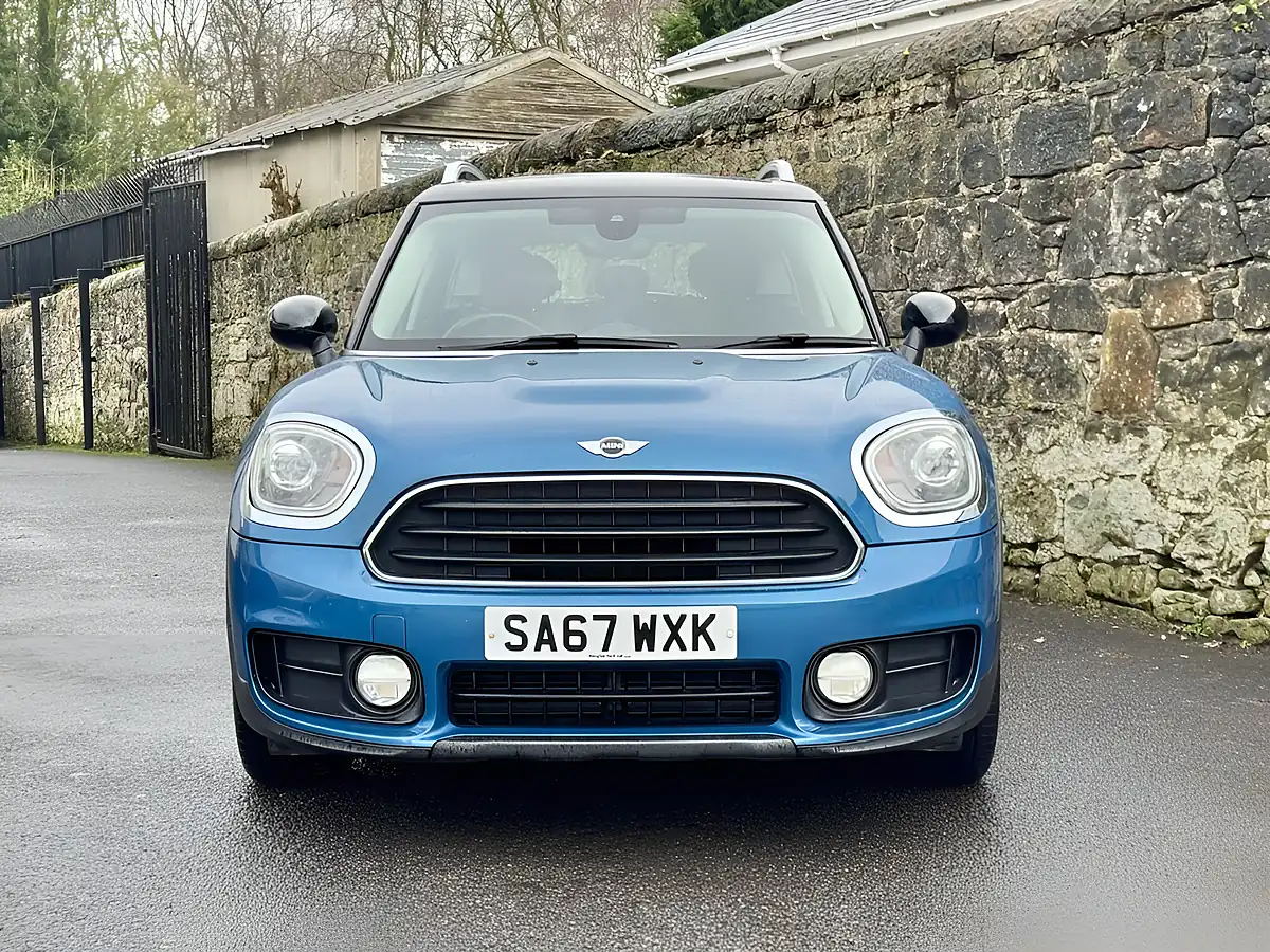 Used 2017 MINI Countryman Cooper Blue - Interior and Exterior details 2