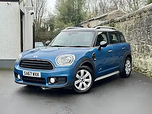Used 2017 MINI Countryman Cooper Blue - Interior and Exterior details 4