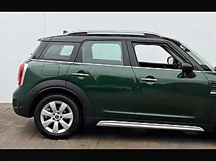 Used 2017 MINI Countryman Cooper British Racing Green - Interior and Exterior details 10
