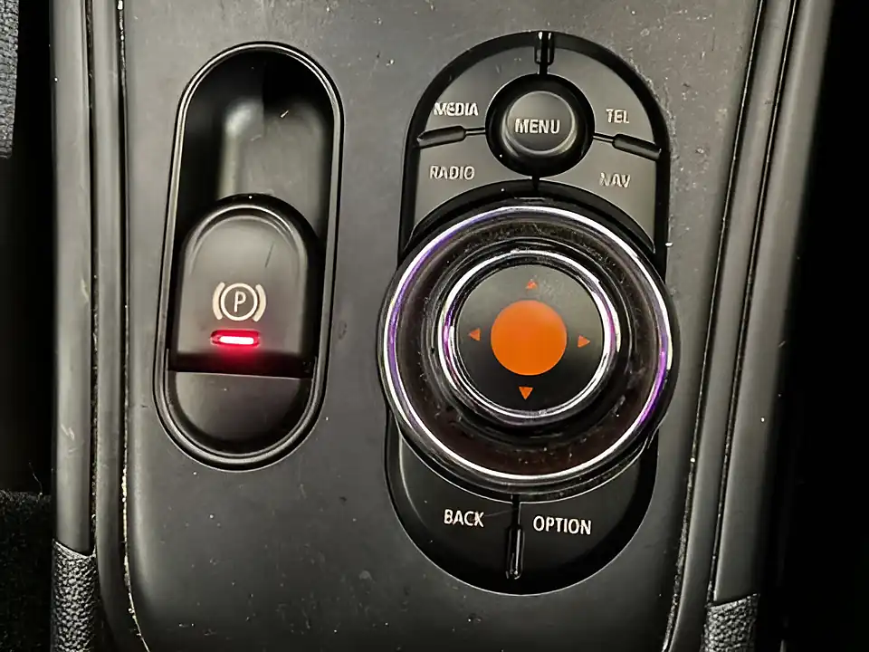 Used 2017 MINI Countryman Cooper Grey - Interior and Exterior details 12